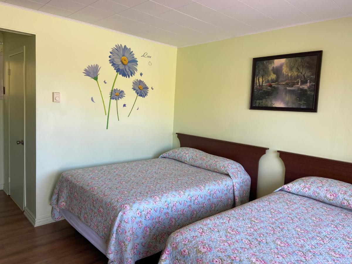 Motel Des Erables Coteau-du-Lac Eksteriør billede