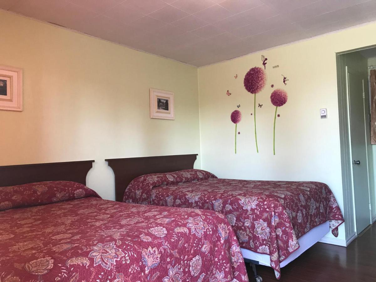 Motel Des Erables Coteau-du-Lac Eksteriør billede