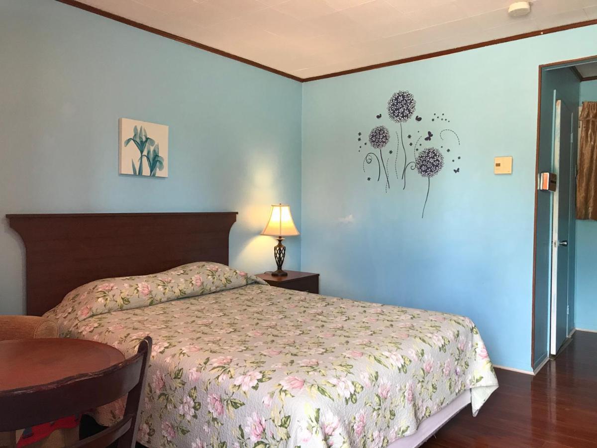 Motel Des Erables Coteau-du-Lac Eksteriør billede