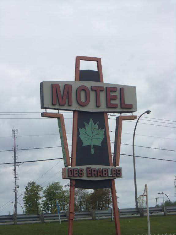Motel Des Erables Coteau-du-Lac Eksteriør billede